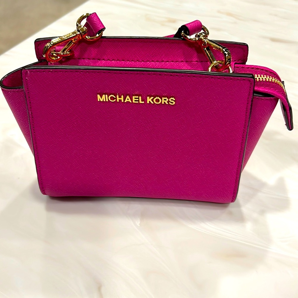 Michael Kors hot pink crossbody purse